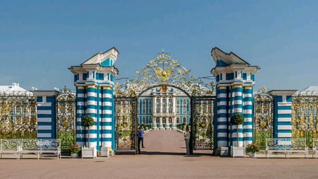 Rococo Catherine Palace in St. Petersburg