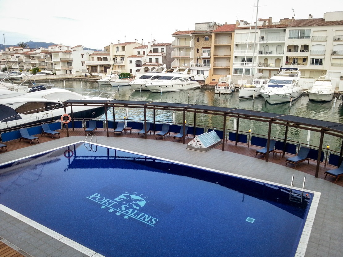 Evaluate of Resort Port Salins in Empuriabrava: Sleeping in Europe’s Largest Residential Marina
